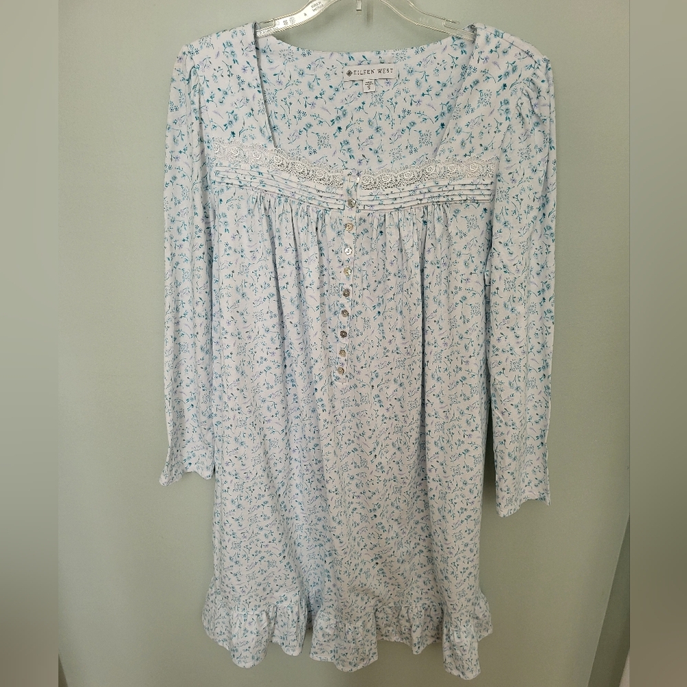 Eileen West Small Knee Length Floral Lace Blue White Nightgown Cottagecore